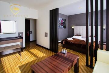 Фото Отель Verhovel Hotel г. Верховина 1